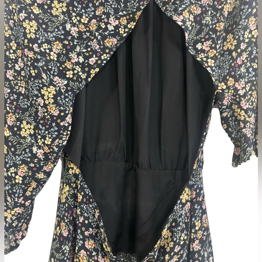 Forever 21 open back floral mini dress, sheer sleeves, lined, Small - Image 6