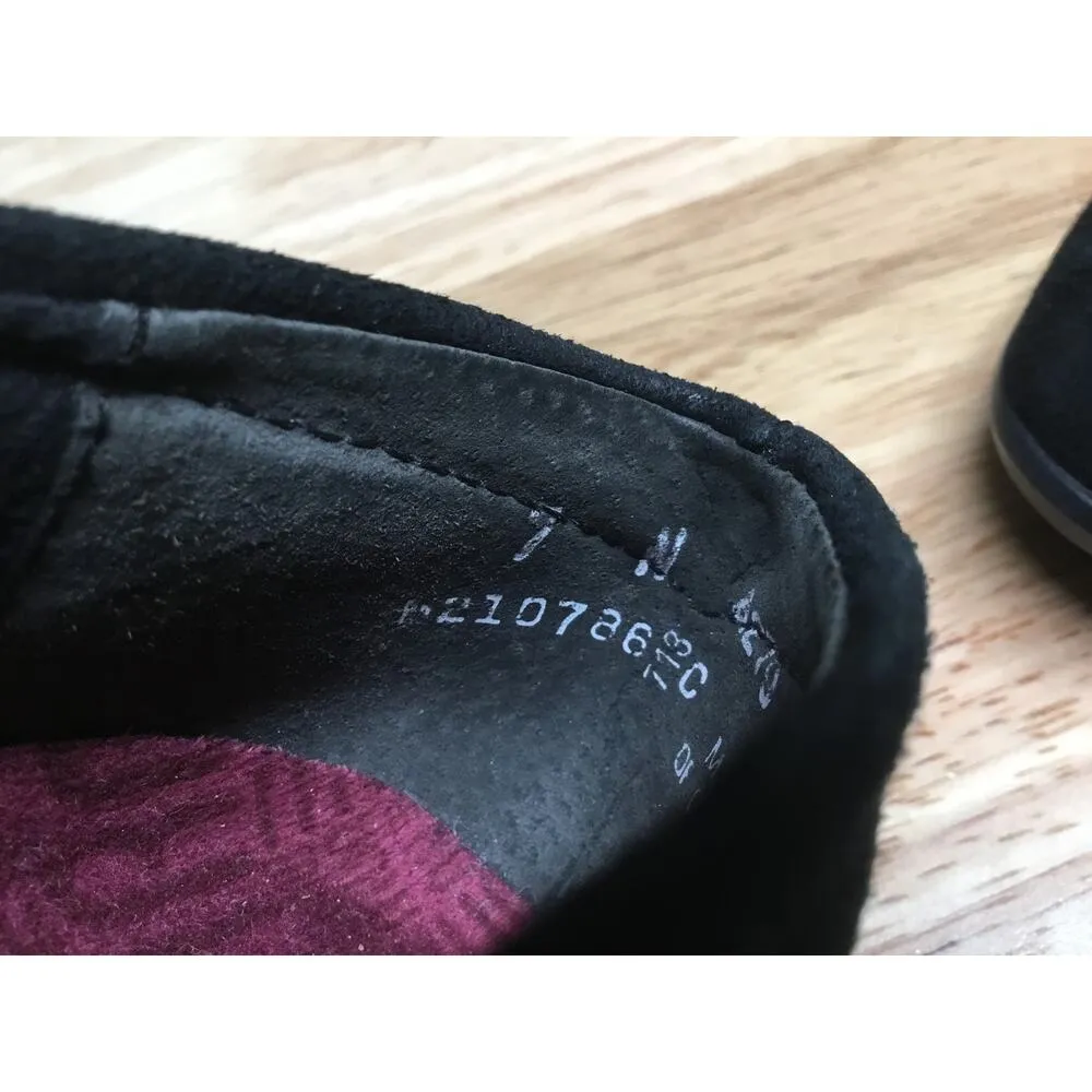 Munro Loafers Women's 7N Black Suede Natural Rubber Shock Absorbing Heel Shoes - Image 7