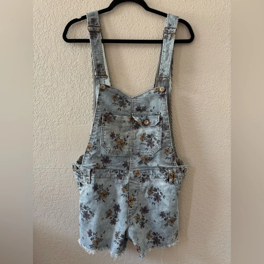 Free People Boyfriend Shortall in Americana Combo Floral Denim Overalls - Image 2