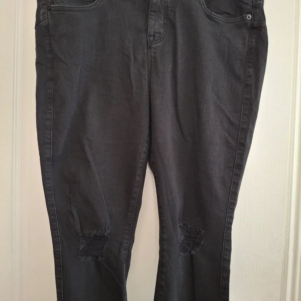 Torrid Sz 18s Women's Black Jeans - Image 13
