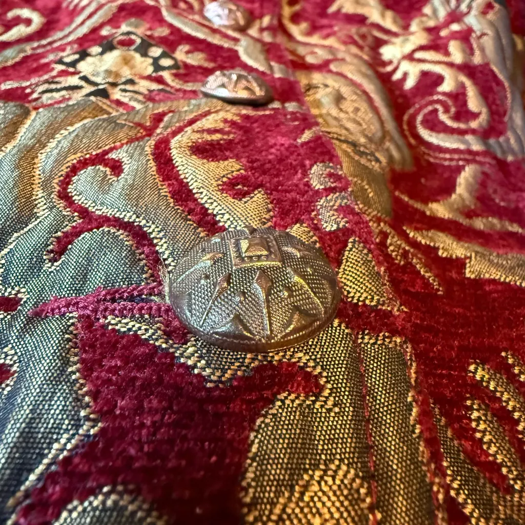 VTG ELLC Luxurious Red and Gold Patterned Blazer size XL - Image 13