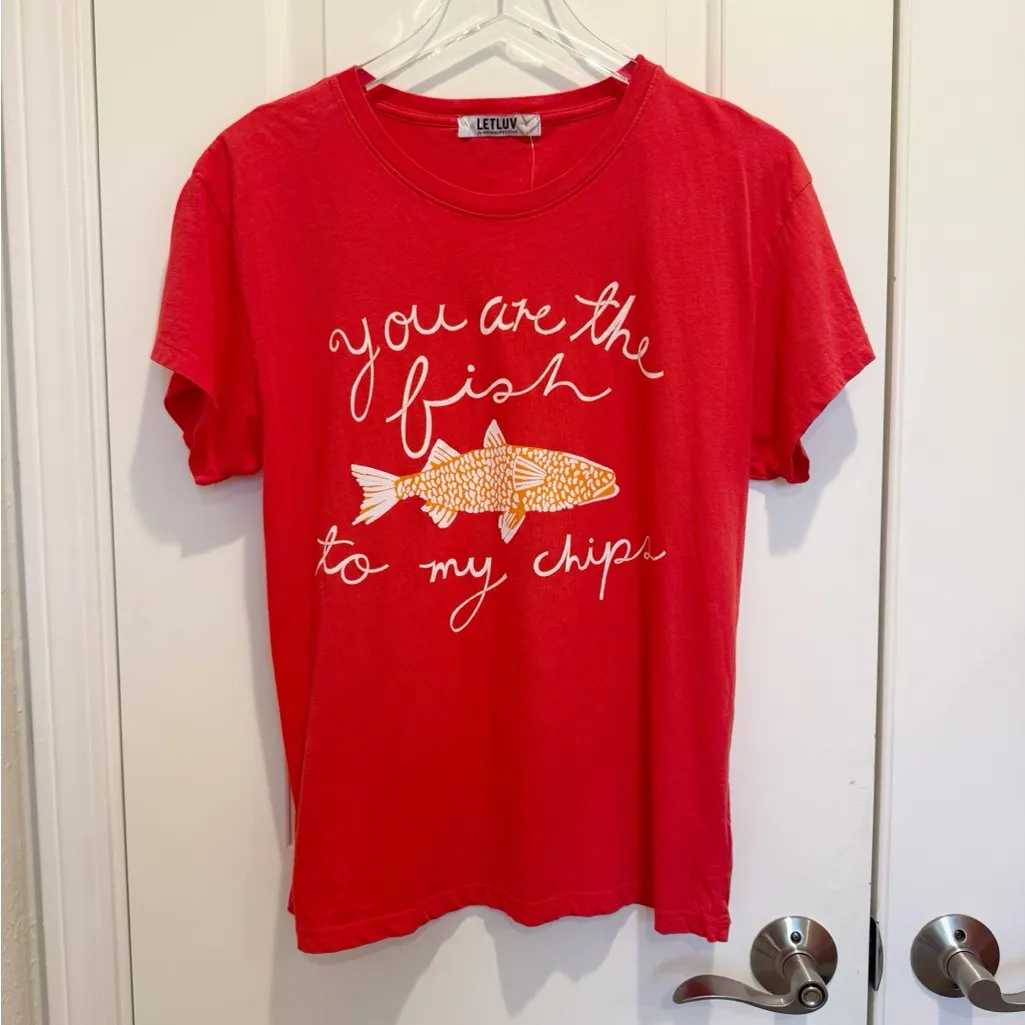 LETLUV for ANTHROPOLOGIE Graphic Tee NWT Size M You are the Fish to my Chips - Image 6