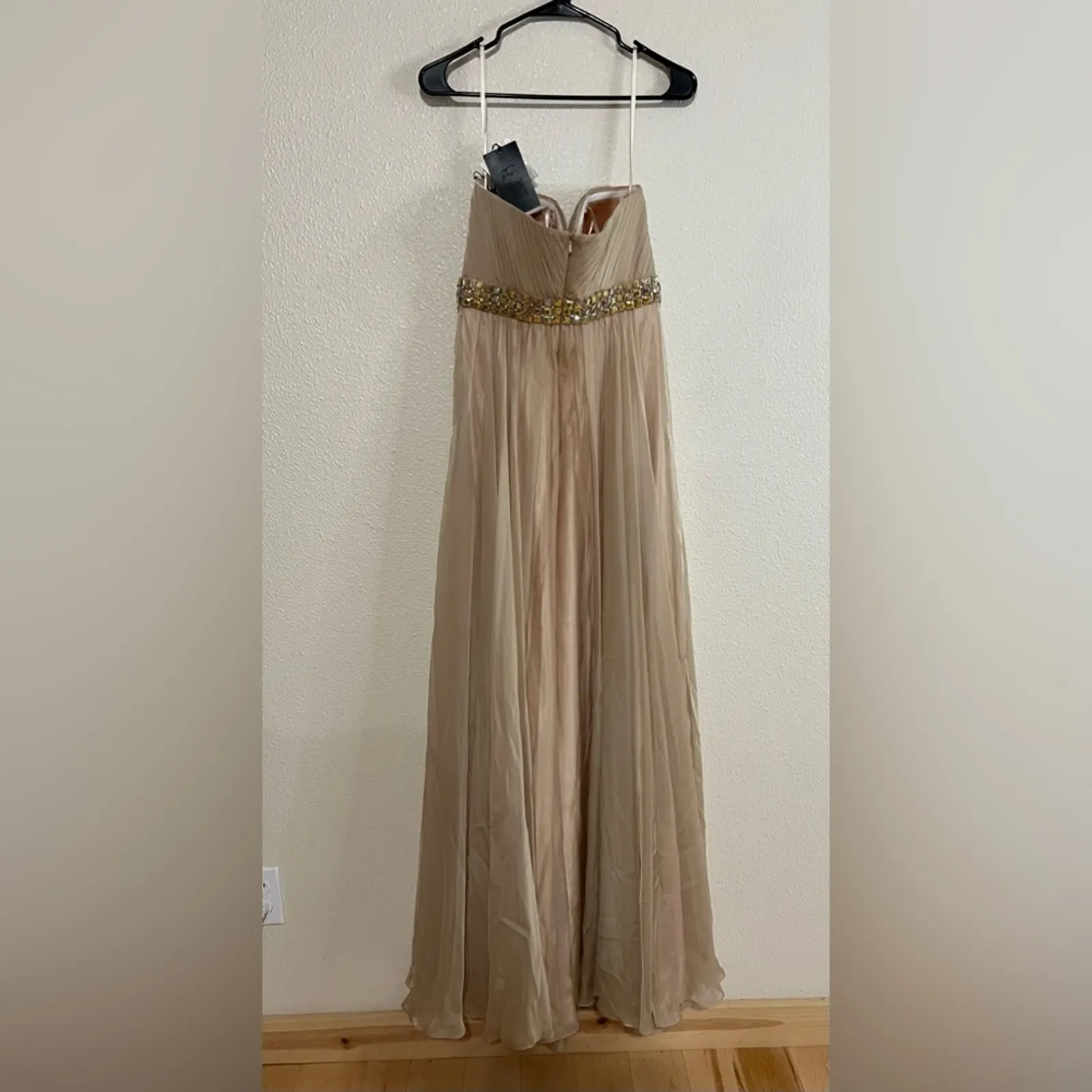 La Femme tan cream strapless pleated chiffon beaded prom dress NEW 8 - Image 4