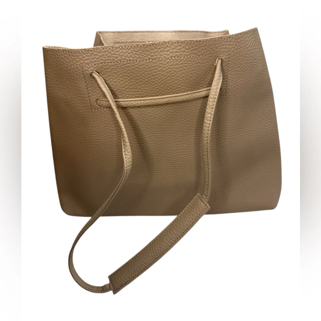 8 Other Reasons Vegan Leather Slouchy Bucket Crossbody Bag Tan NWOT - Image 3