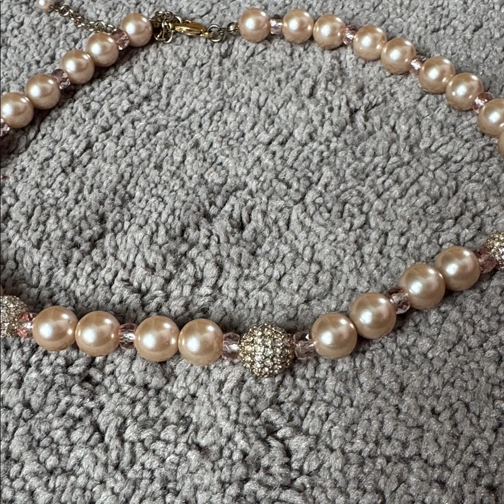 Champagne Rose Faux Pearl Necklace - Image 2