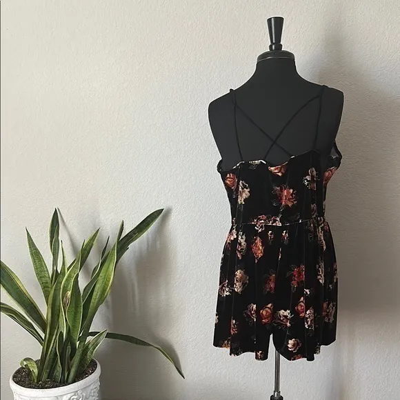 Floral Velour Velvet Black Sleeveless Cross Back Women's Romper - Image 3