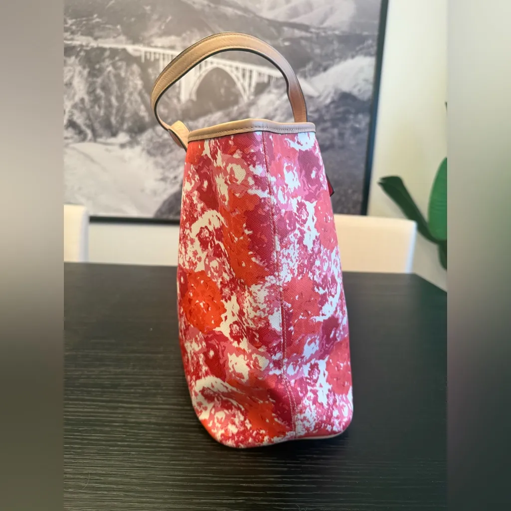 Coach Peyton Floral Print Top Handle Tote Bag Pink Orange White Leather Bag - Image 4