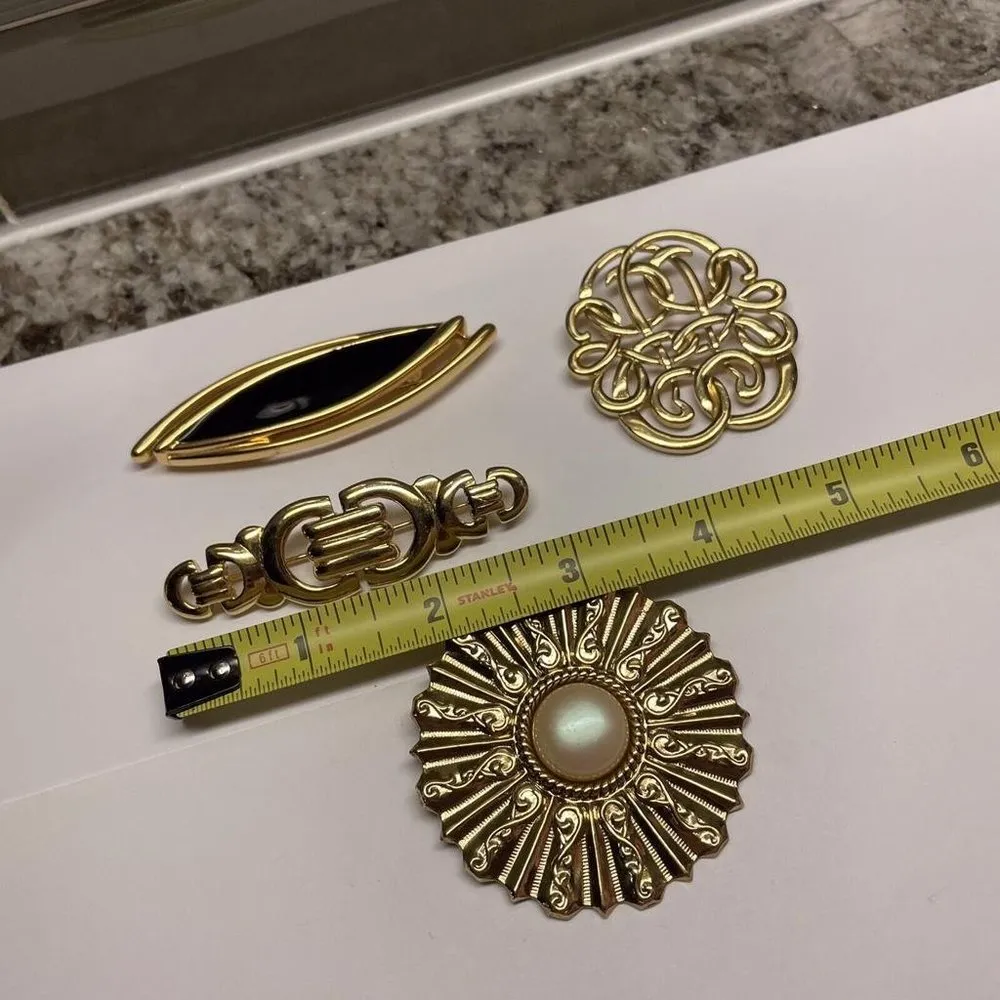 Lot Of 4 Brooch Pins Vintage - Modern Gold Tone 1 Avon, 1 Trifari, 1 Monet - Image 10