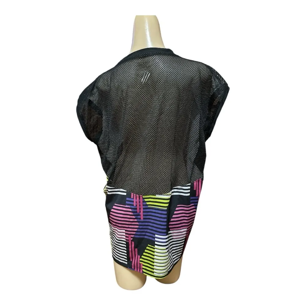 Cover Girl Active Boxy & Oversized Colorful Geometric Print Muscle Top, Medium Pink Size L - Image 4