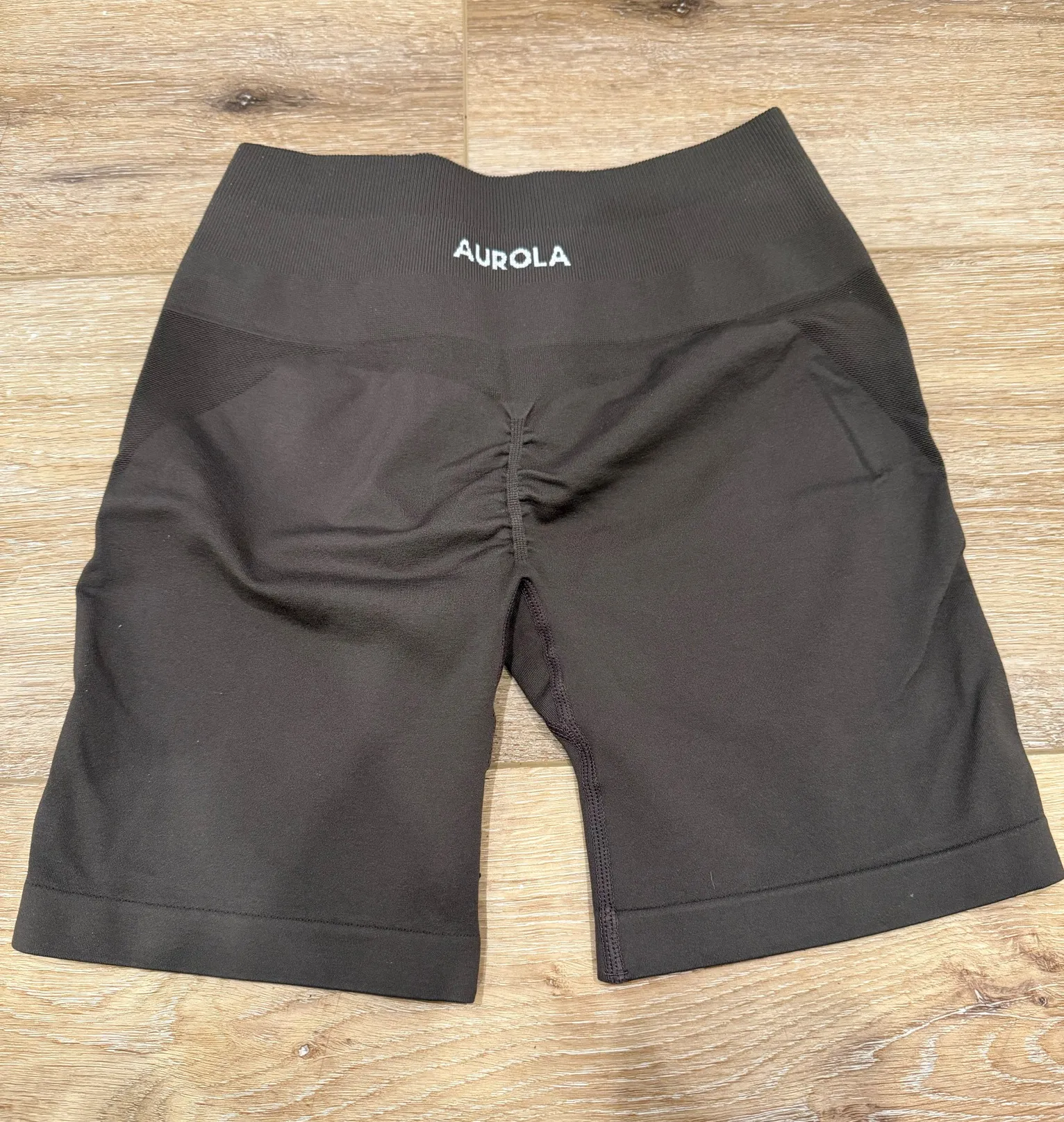Aurola Workout Shorts Black - Image 2