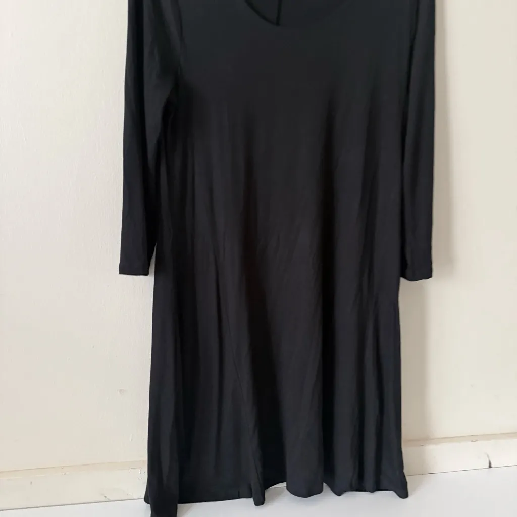 Garnet Hill Black  Knit Trapeze Dress 3/4 Sleeves  SZ M - Image 3