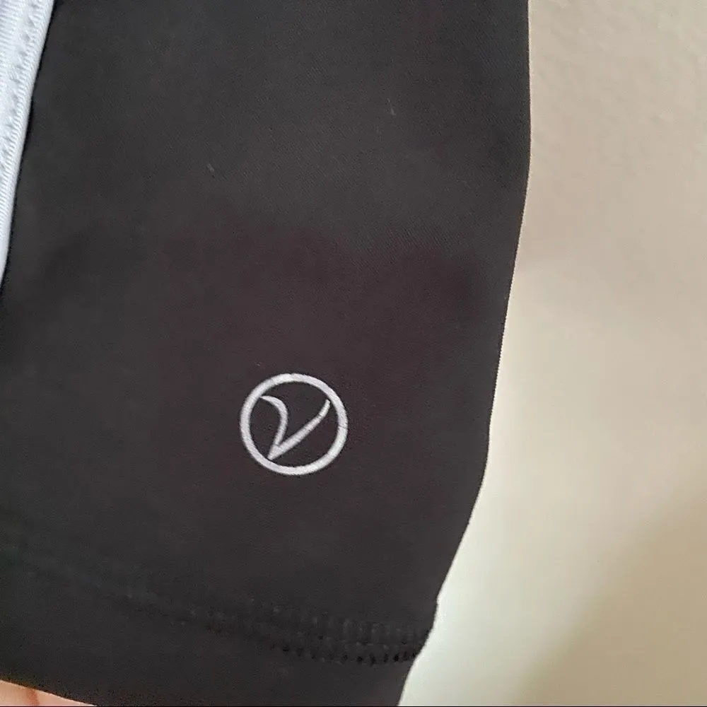 Vogo Athletica Tank Top Black White Pattern Leopard Athleisure Workout Neutral Size M - Image 3