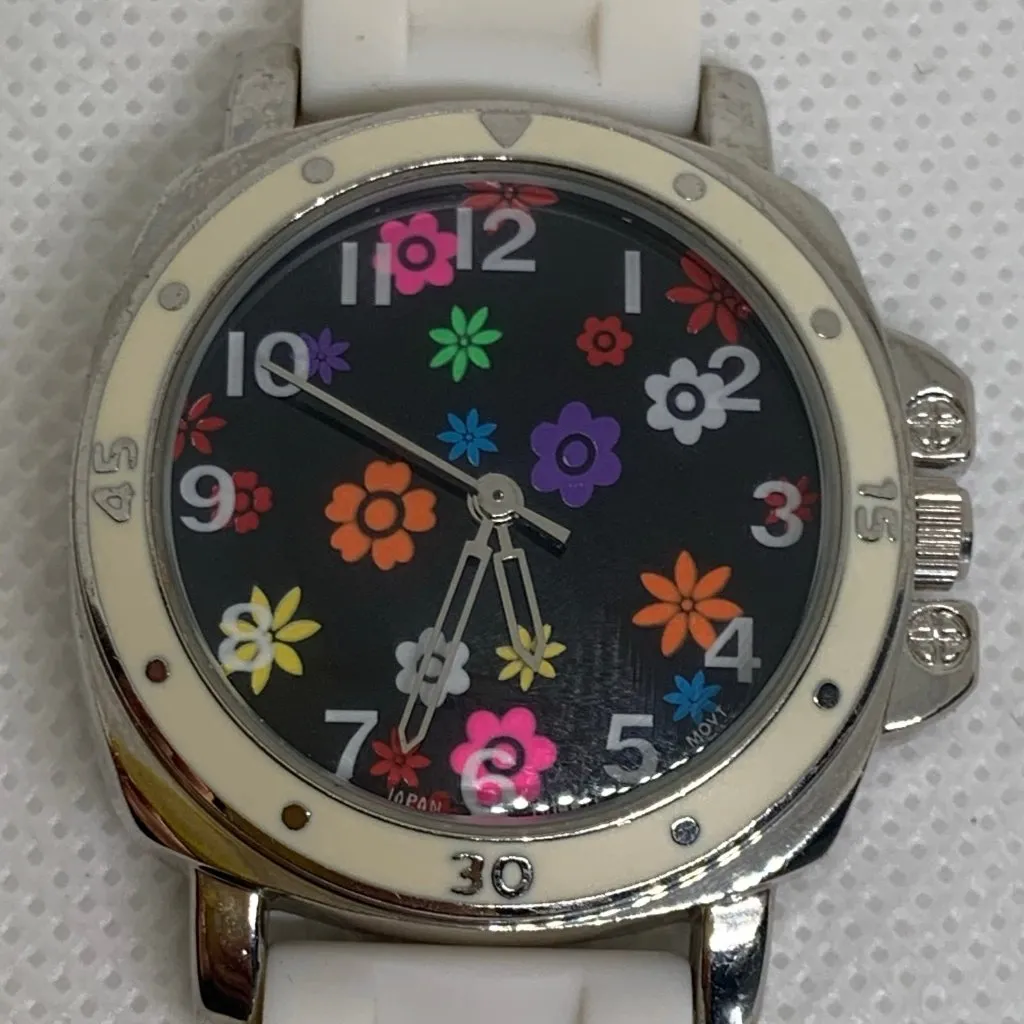 Sophie collezio women watch colorful floral dial 34mm silver tone running - Image 3