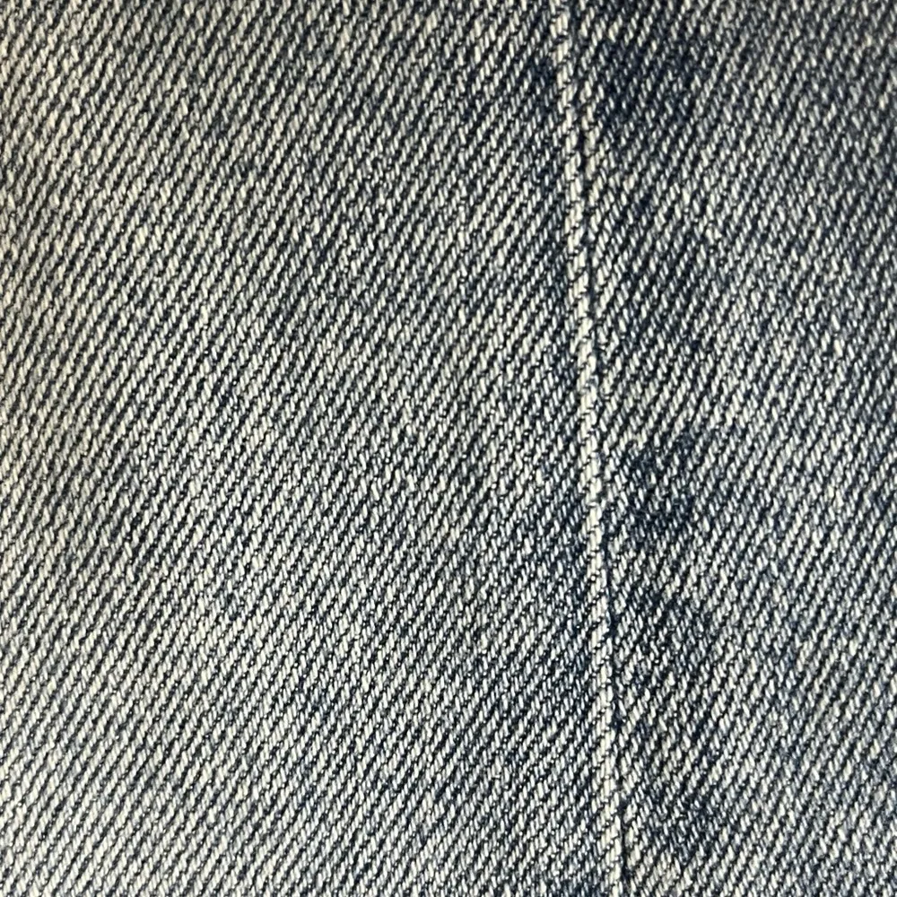 AE Strigid Ripped Mom Jean Straight Leg Distressed High Rise Festival Womens 00R - Image 10