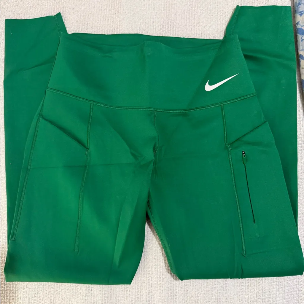 Nike Dri-FIT Green Active Leggings 7/8 - Image 2