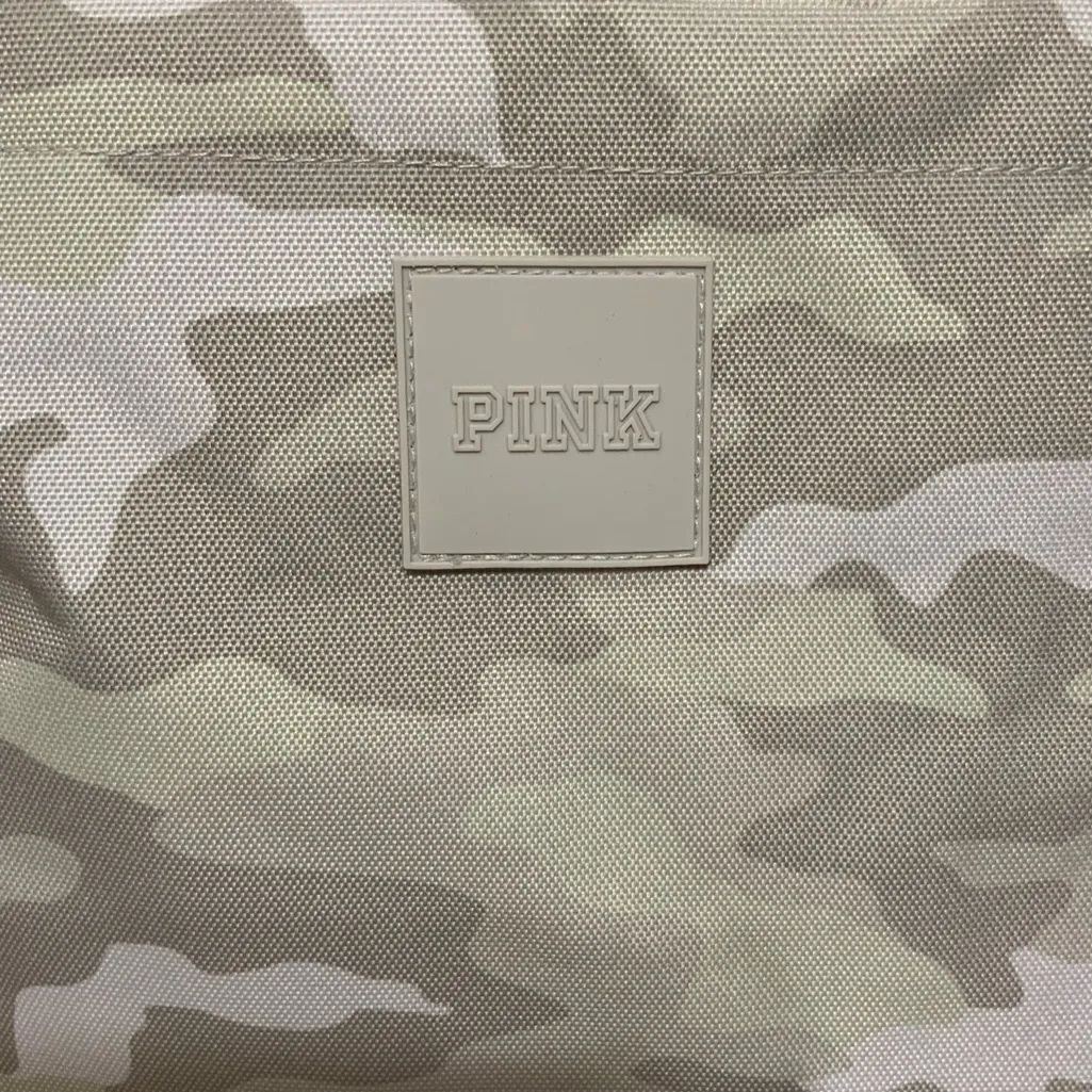 Victoria's Secret PINK Convertible Light Gray Green Camo Bag - Image 3