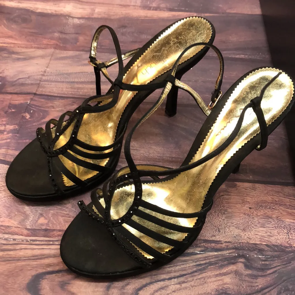 The Touch of Nina sz 9.5 black and gold women shoes - Image 2