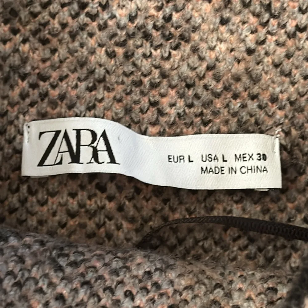 Floral Mock Turtleneck Sz L - Image 8