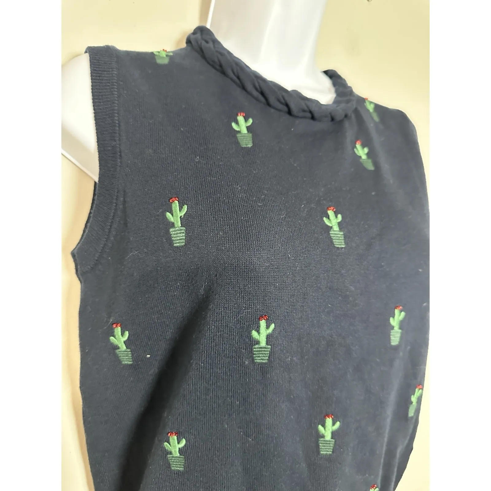 Pearl by Lela Rose Cactus Embroidered Cotton Knit Sweater Vest - Image 3