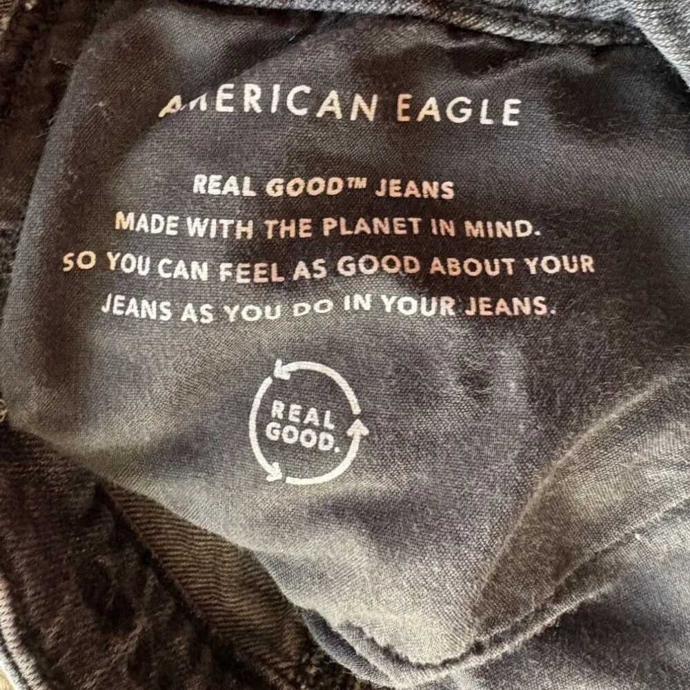 American Eagle High Waisted Mom Jeans Tapered Leg Distressed Smoke Gray Size 10 - Image 4