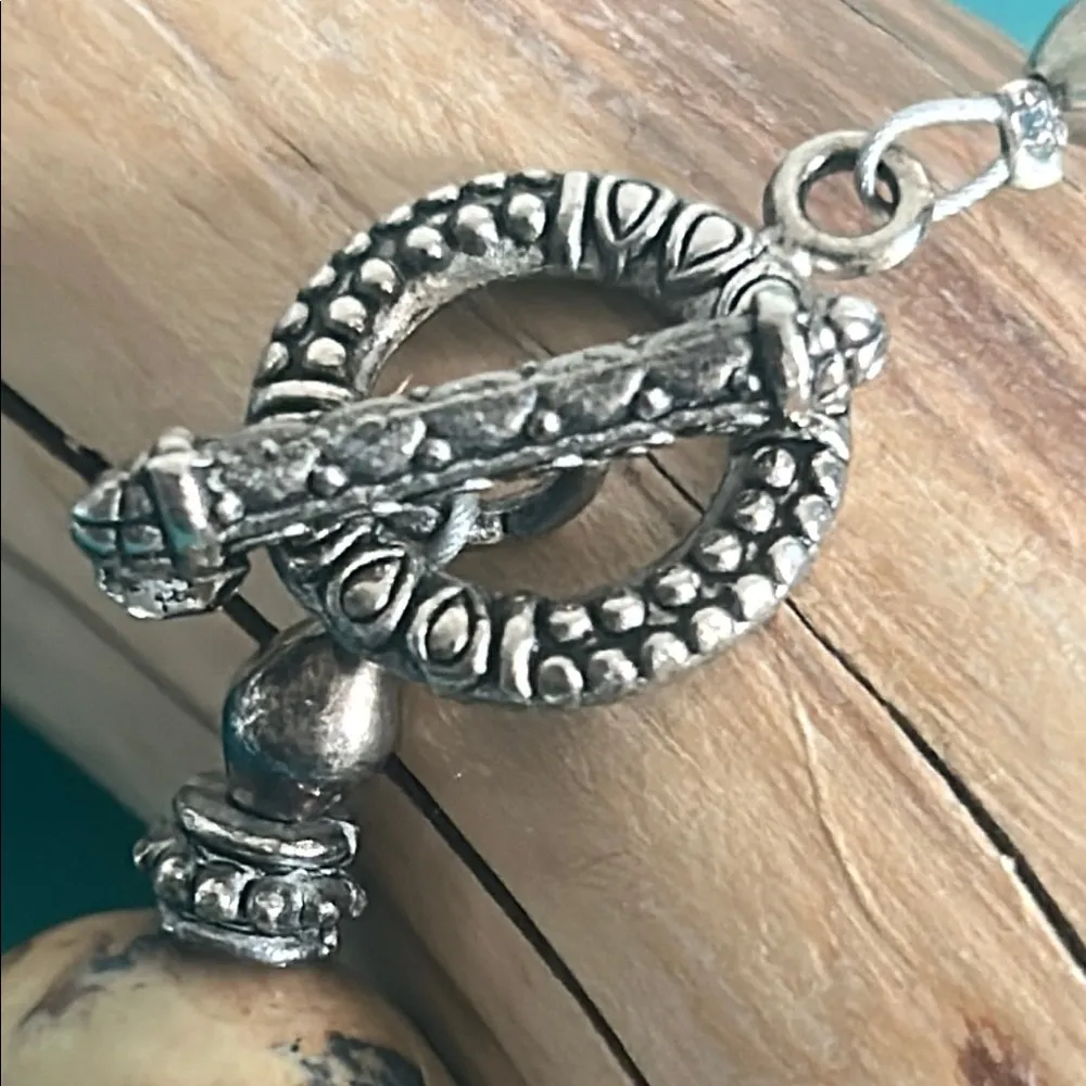 Vintage Hand Crafted Natural Serpentine Stone Beaded 9.5” Bracelet Green - Image 3