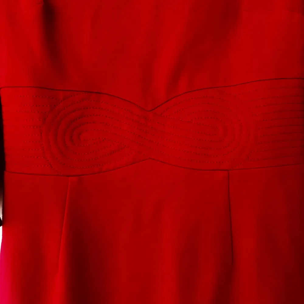 Trina Turk Begonia Bell Sleeve Midi Dress Red Sheath Size 2 Gold Zip Knee Length - Image 7