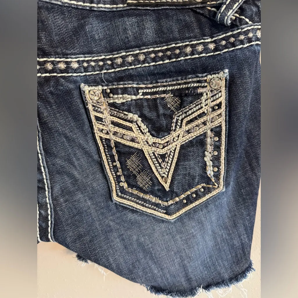 Vigoss Shorts - Image 3