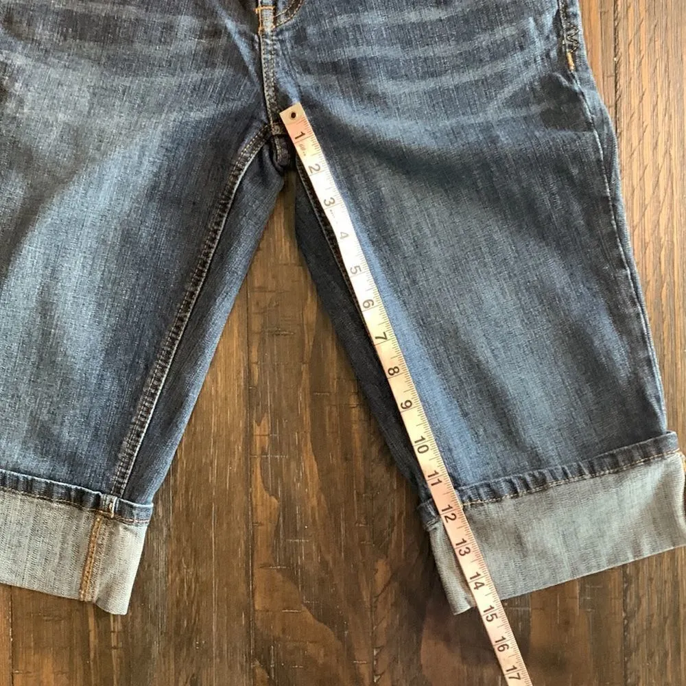 Mossimo Supply Denim Capris/dungarees size 5 Blue - Image 2