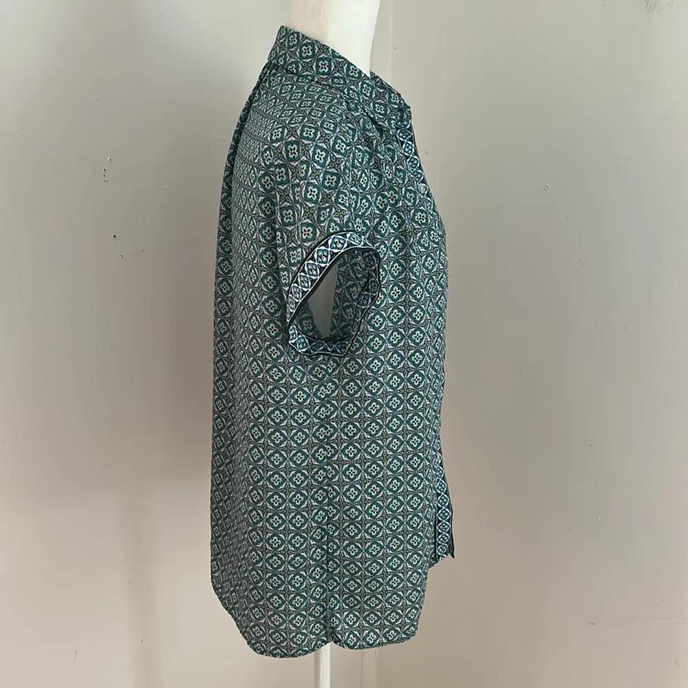 Max Studio Green/Blue/ Yellow Geometric Button Down Shirt sz S - Image 3