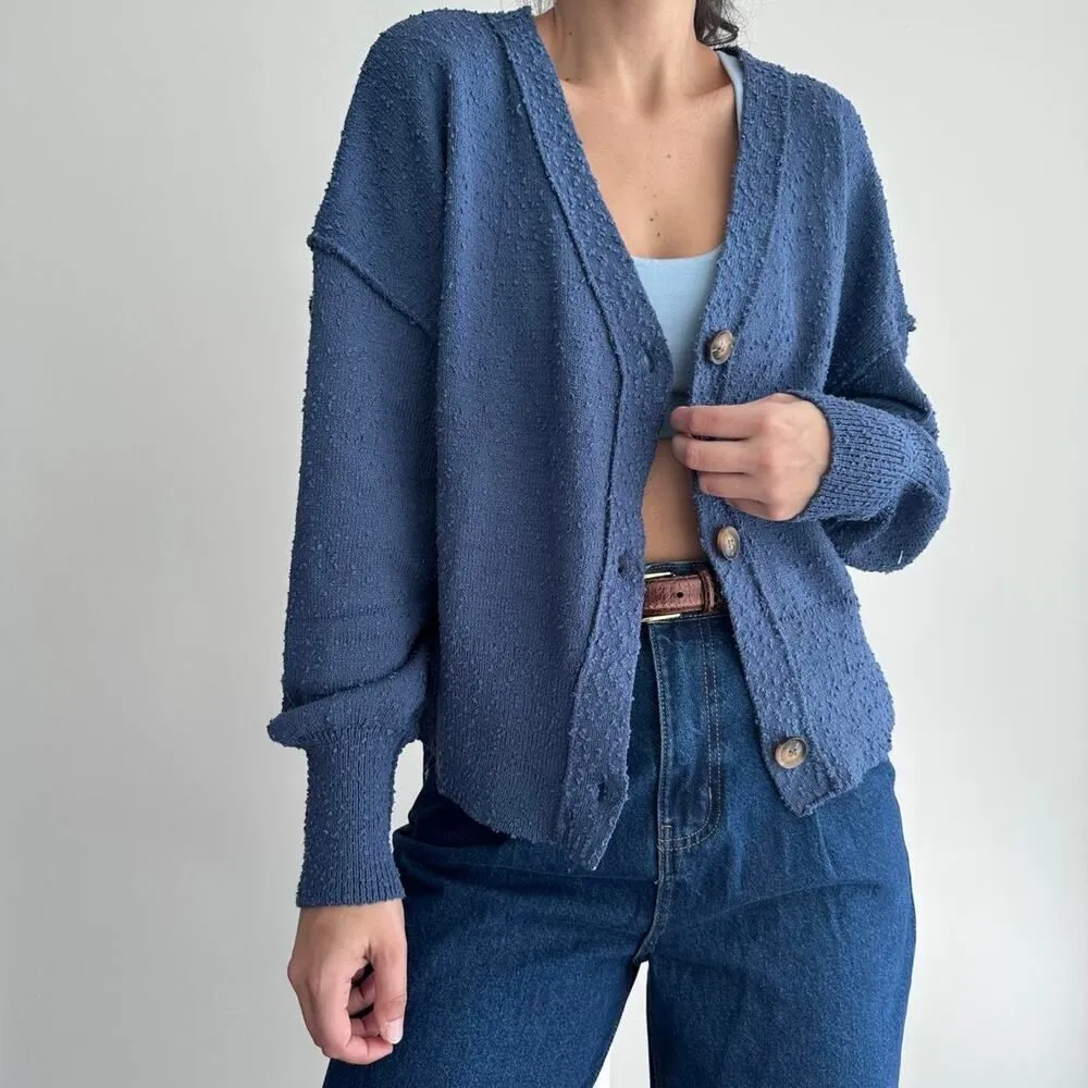 Fuzzy cardigan Sweater button front - Image 4