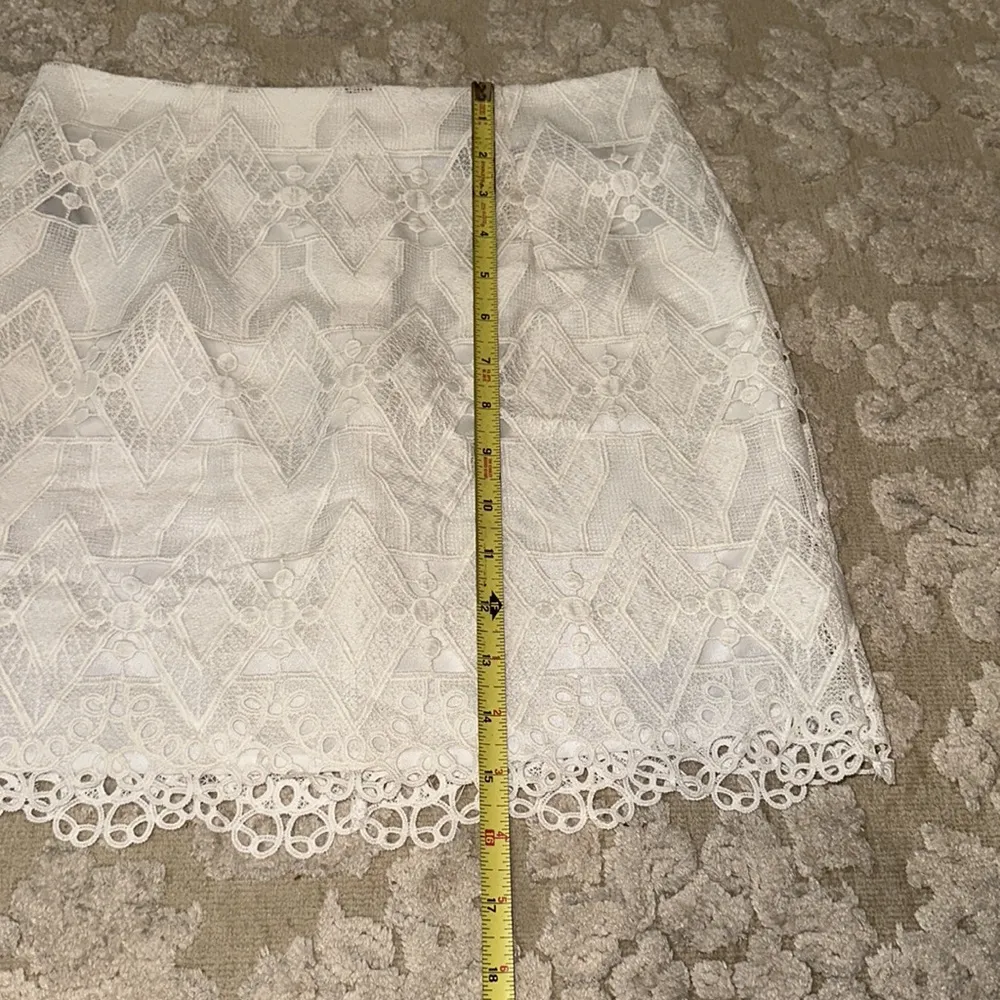 white crochet lacey mini skirt - Image 4