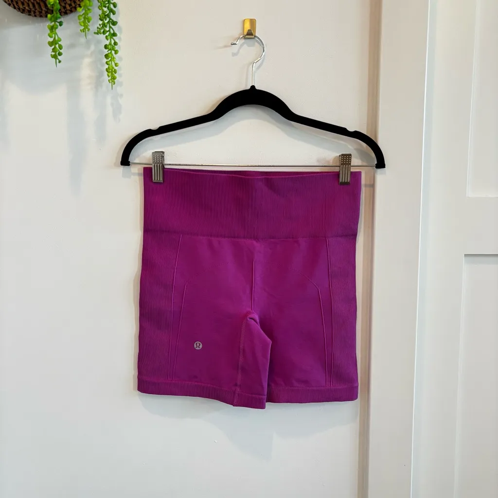 Lululemon Sculpt Seamless Biker Shorts Magenta Pink Women's High Rise 6" inseam - Image 4
