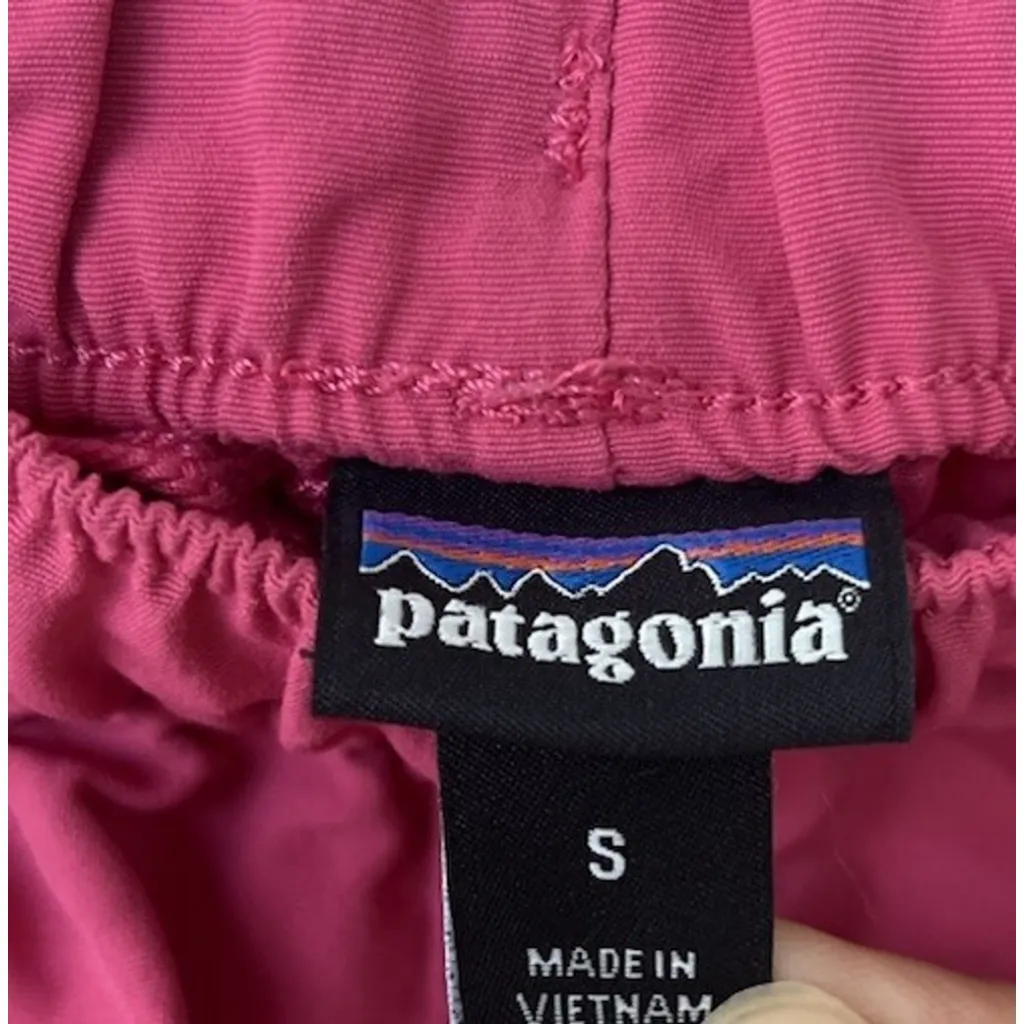 Patagonia Barely Baggies Shorts 2.5” Women's Size Small Mythic Pink Hike Beach - Image 6