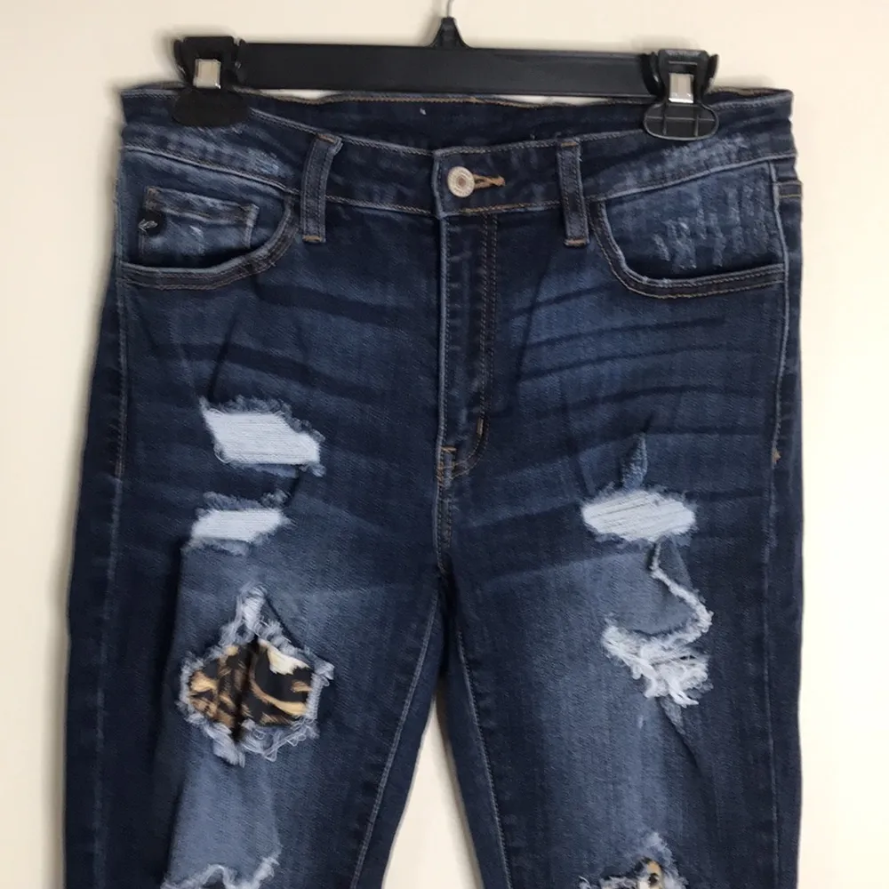 KanCan ladies distressed dark wash denim jeans with leopard patches on areas 29 - Image 2