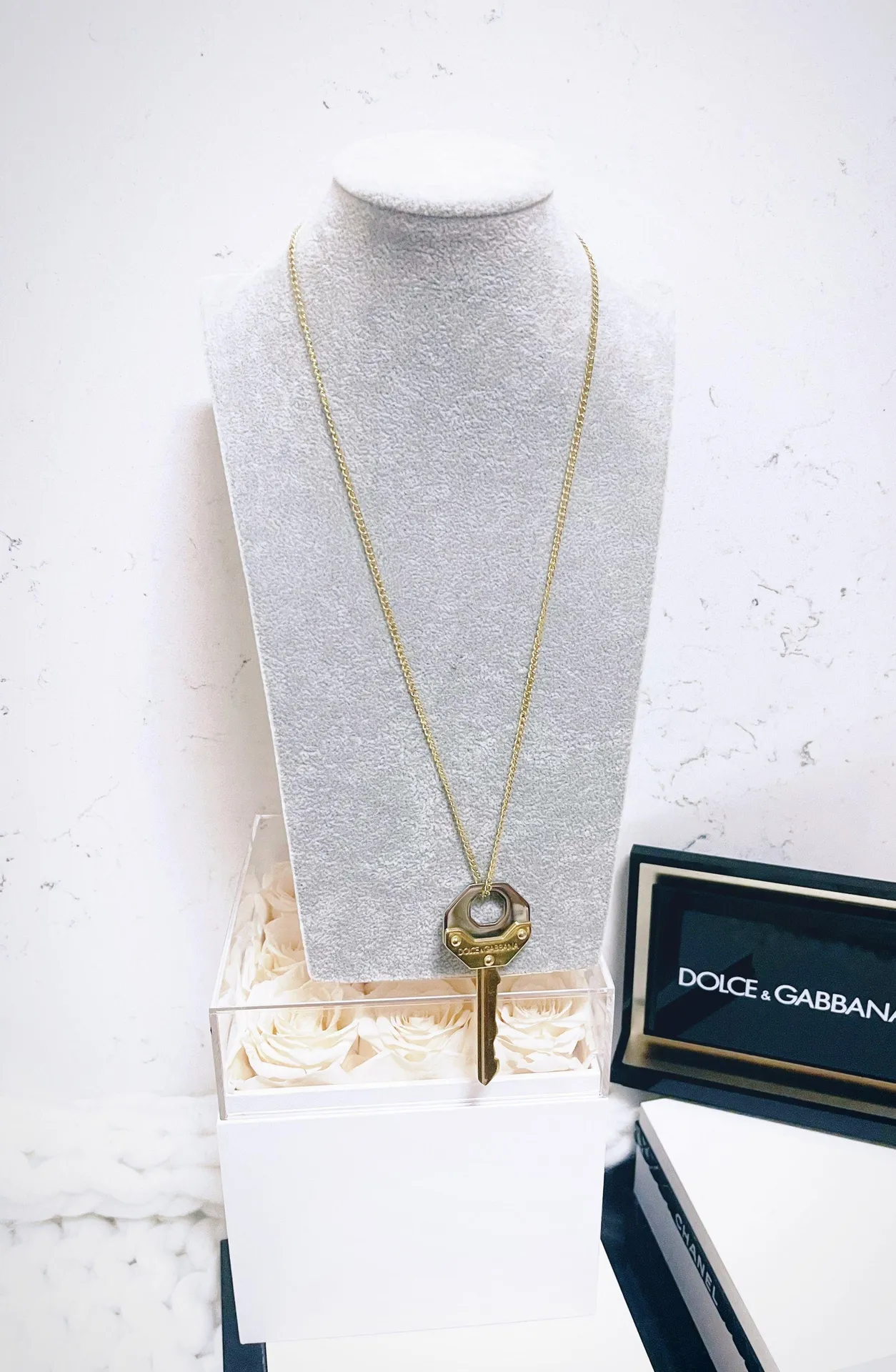 Authentic  RARE Vintage Gold & Silver Large Key Necklace - Image 5