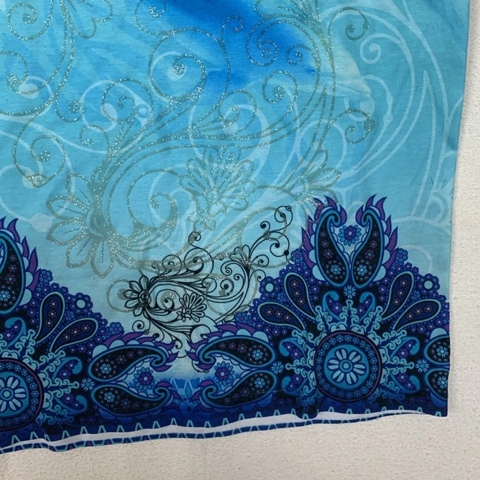 Sea World women's size small dolphin mandala glitter short sleeve shirt blue whi - Image 5