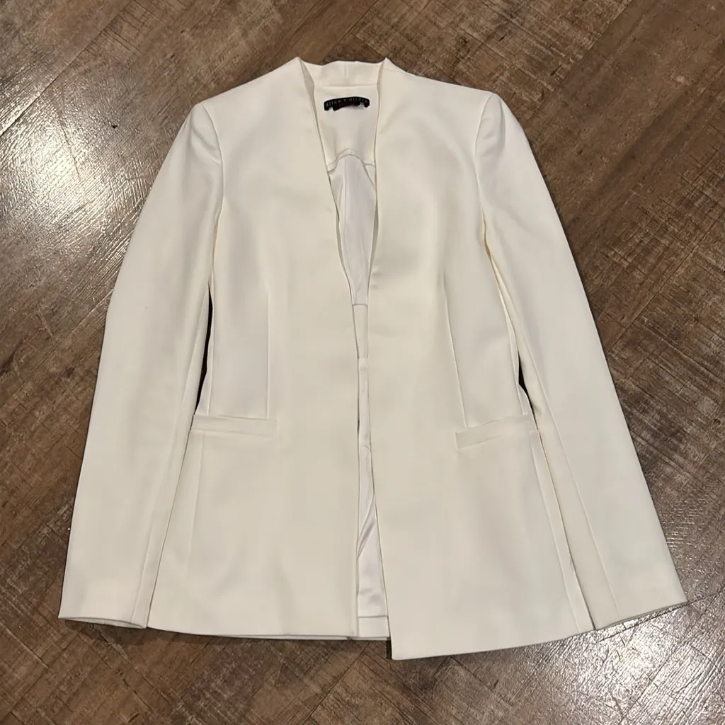 ALICE + OLIVIA Jerri Tailored Blazer - White - Image 2