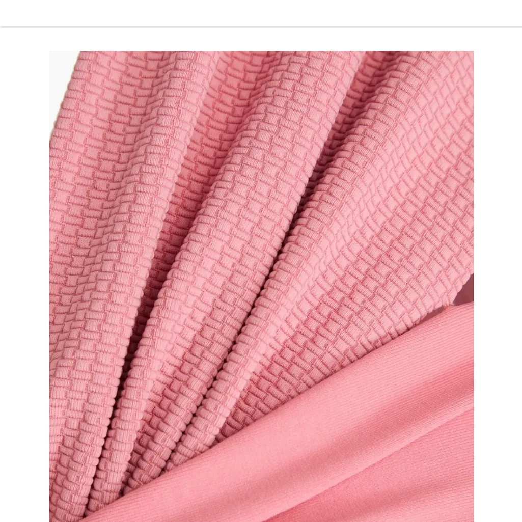 Marysia size medium Venice black bikini top. Mint condition - Image 4