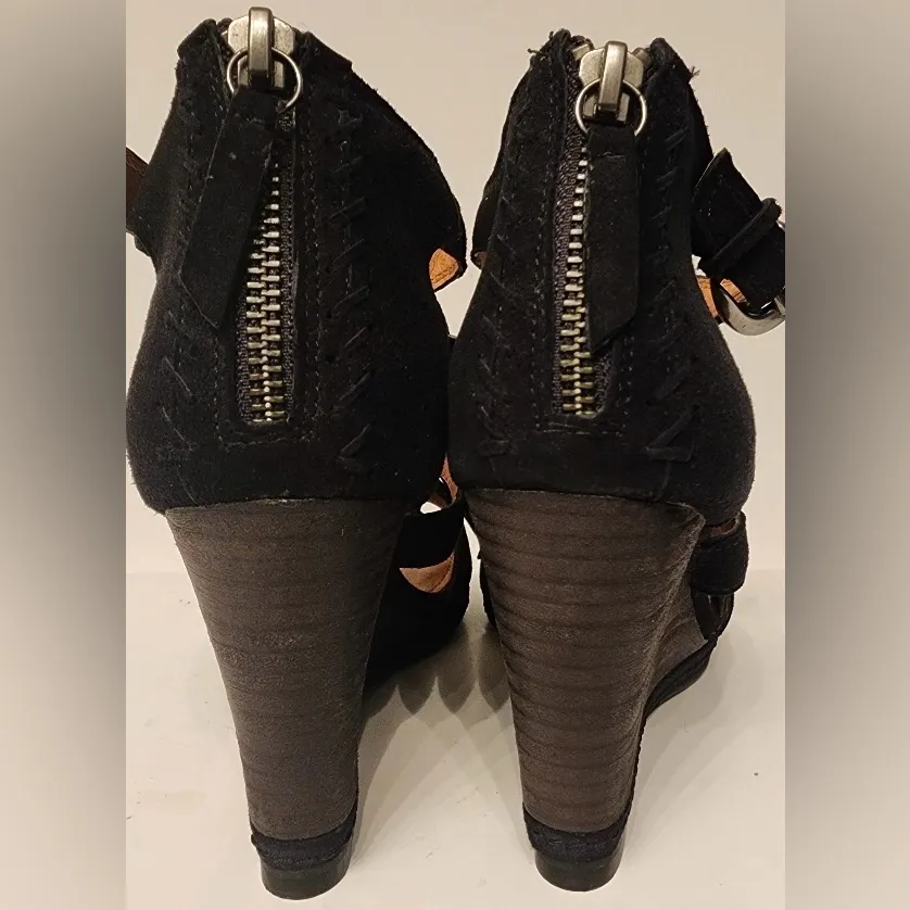 Trask Felicity Fringe Black Suede Wedge Summer Sandals Women’s Size 8 - Image 3