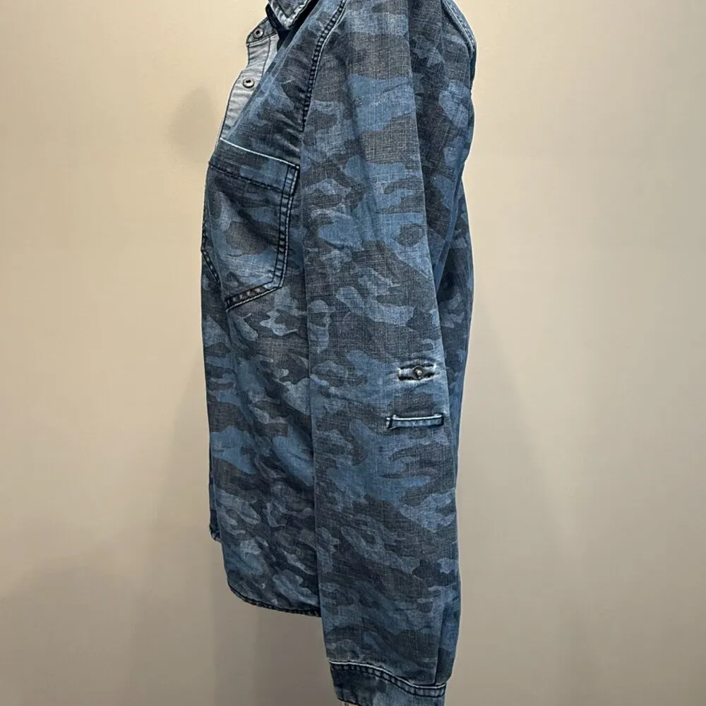 Blank NYC women's small blue denim camo snap button long sleeve shirt - Image 9