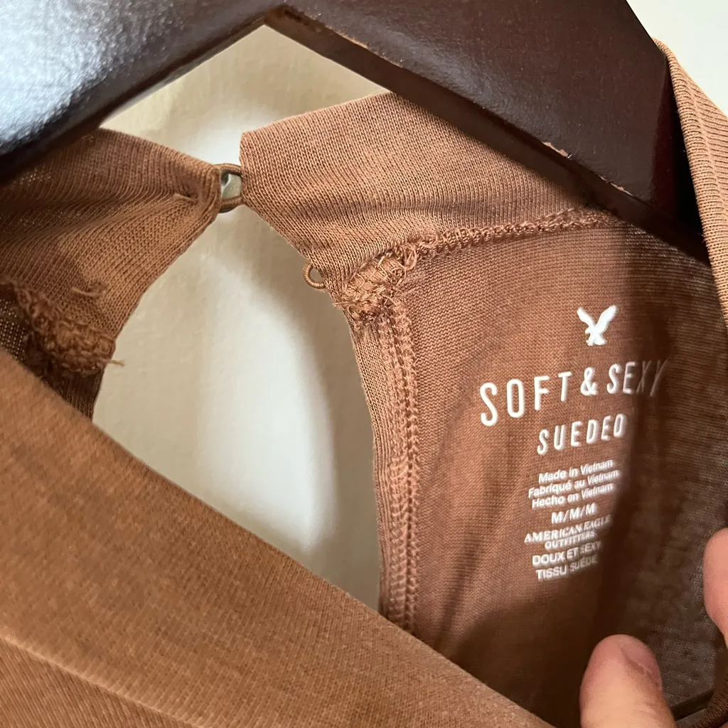 Sleeveless Brown Soft & Sexy Sueded Hollister Top - Image 5