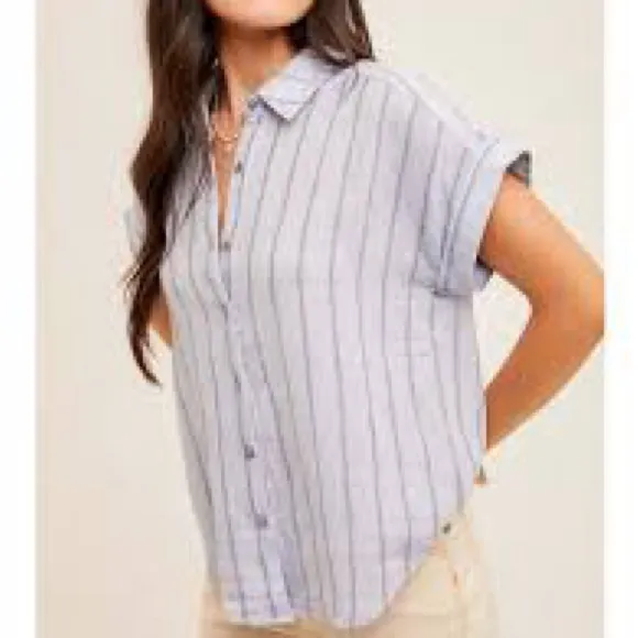 49. Hem & Thread Women’s Blue Striped Gauze Button Down Top – Size Medium - Image 3