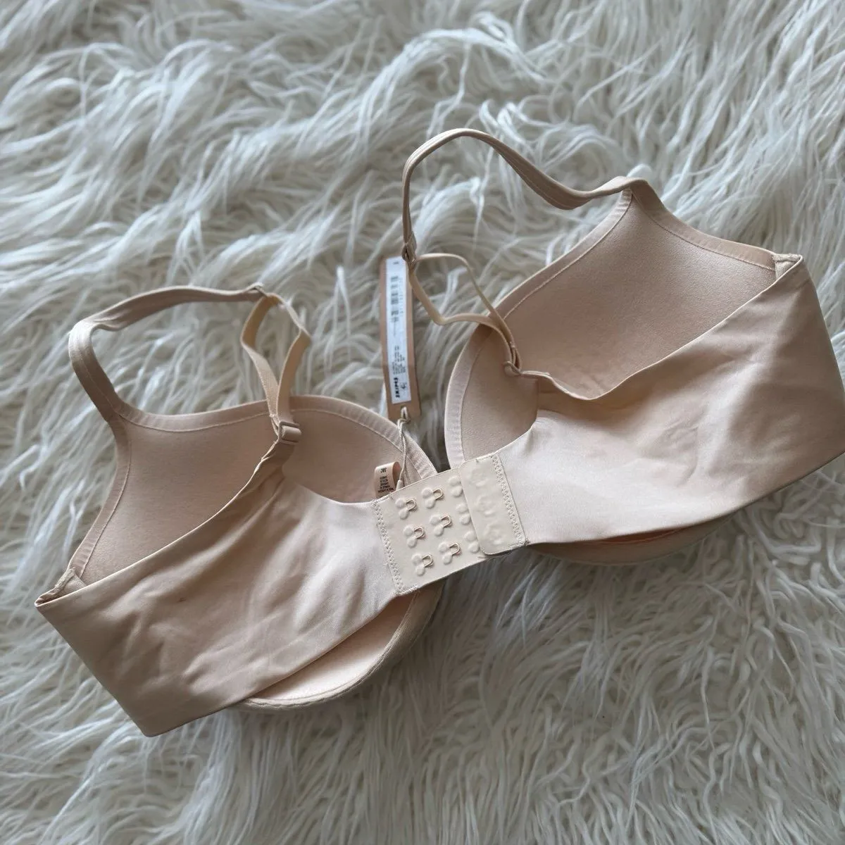 SKIMS  Ultimate Push up Plunge Bra Sand Size 38C - Image 6