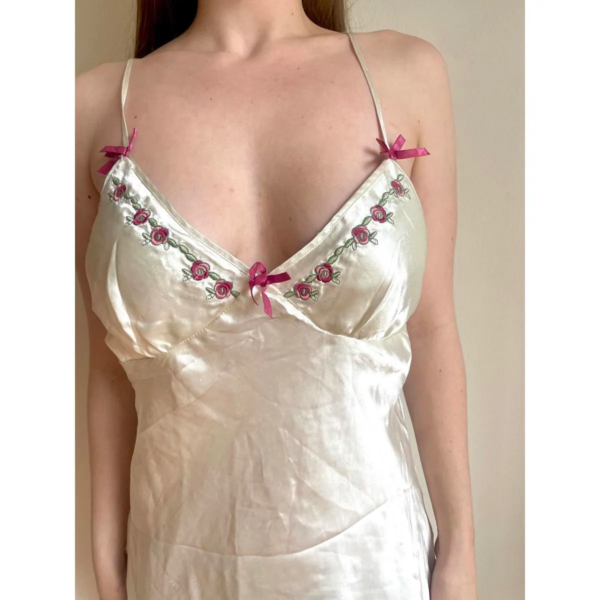 White Satin Rose Bow Detail Floral Lingerie Slip - Image 2