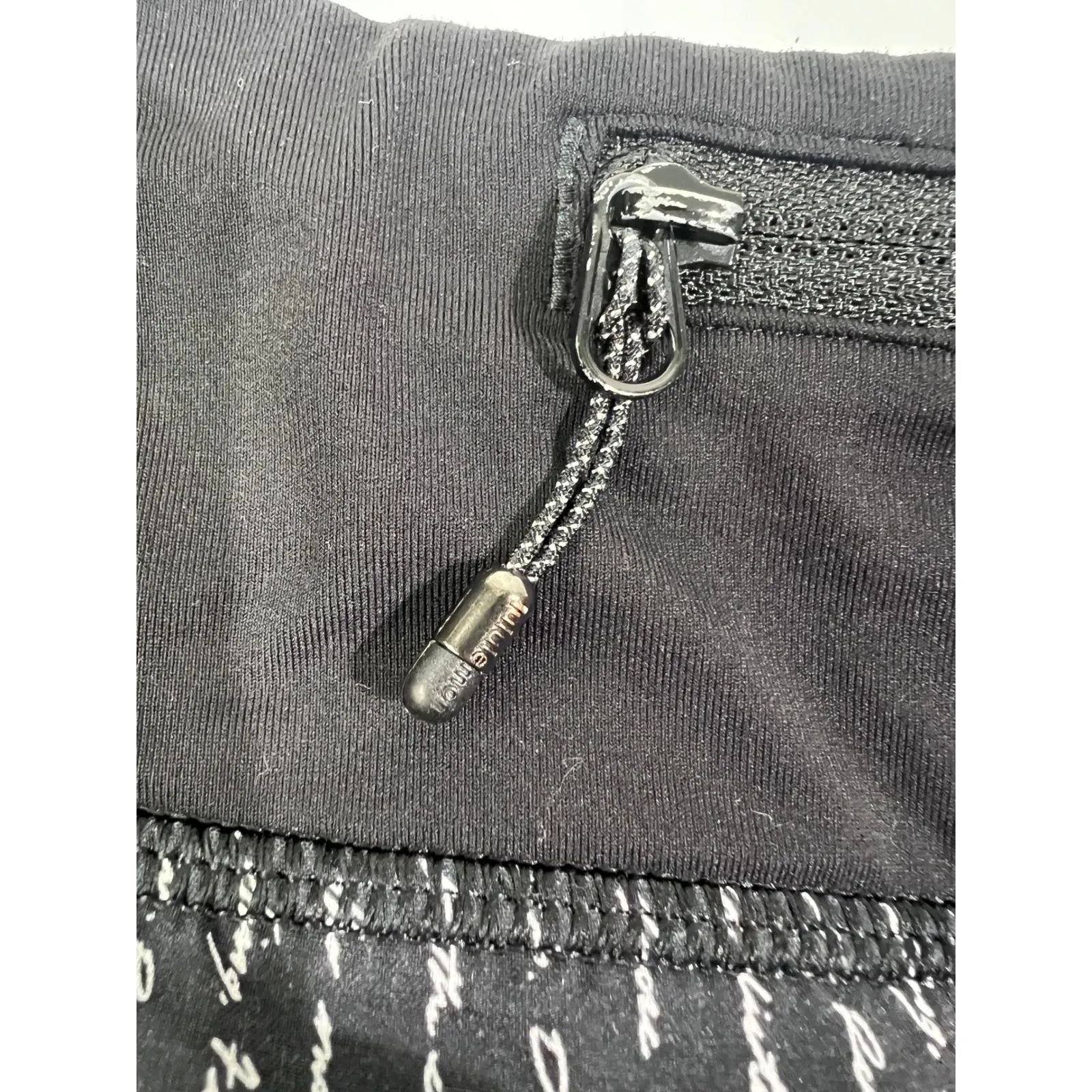 Lululemon Run Speed Shorts Pinstripe Black White Script Print Athletic Size 6 - Image 12