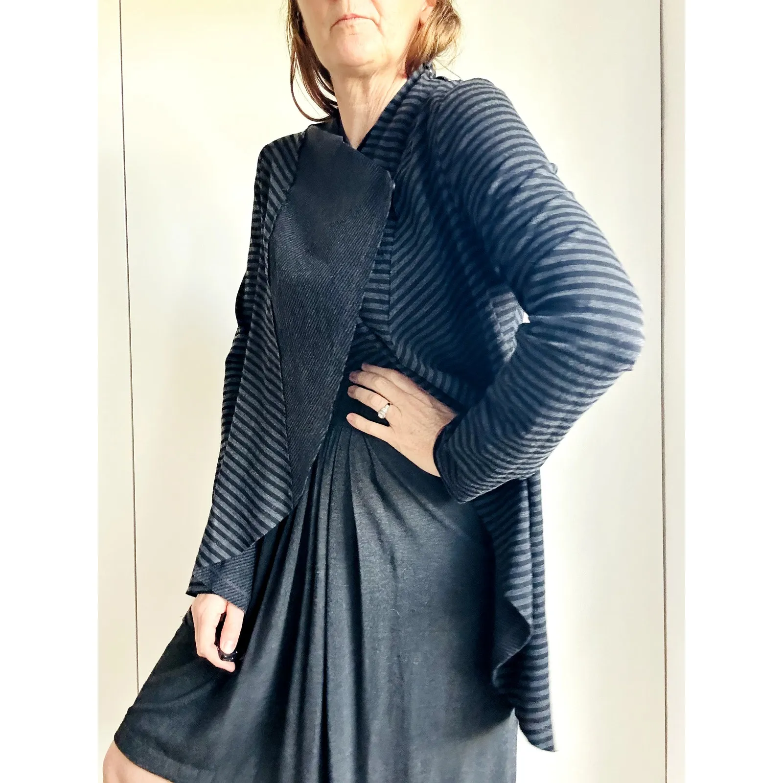 People Like Frank Cardigan jacket Size 6/M Black Grey Lagen Look Midi Length Gray - Image 11