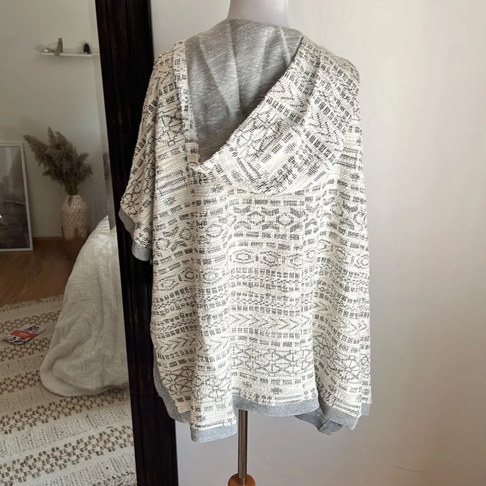 NWT Jack BB Dakota Dolman Hooded Cardigan - Image 3