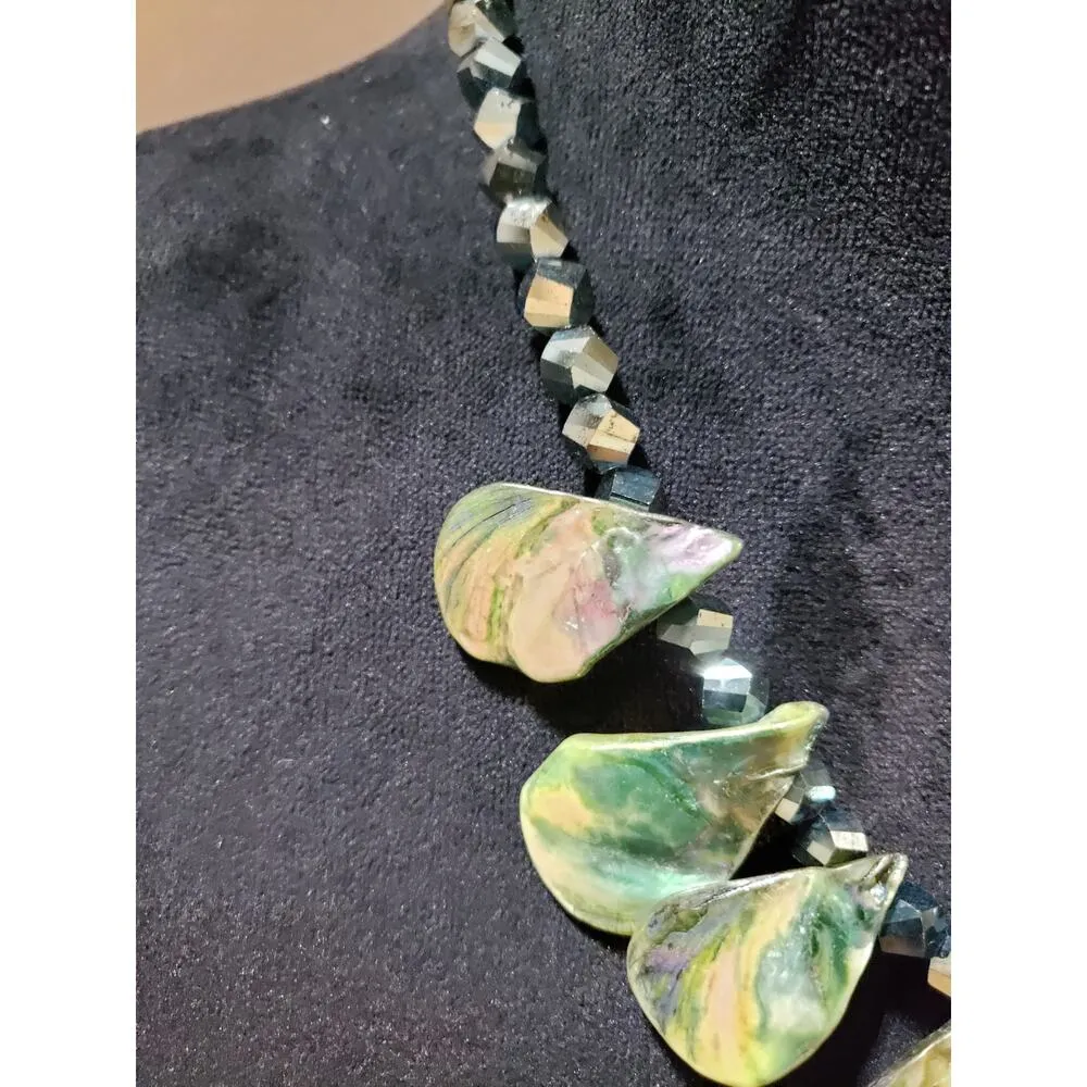Womens Fashion Natural Irregular Moss Agate Stones Necklace with Toggle Clasp Green - Image 5
