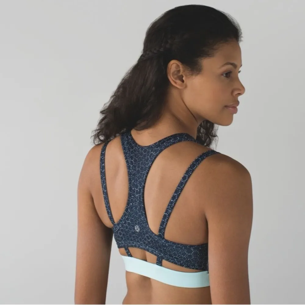 Lululemon Size 4 Turquoise Blue Splendour Racerback Sports Bra - Image 5