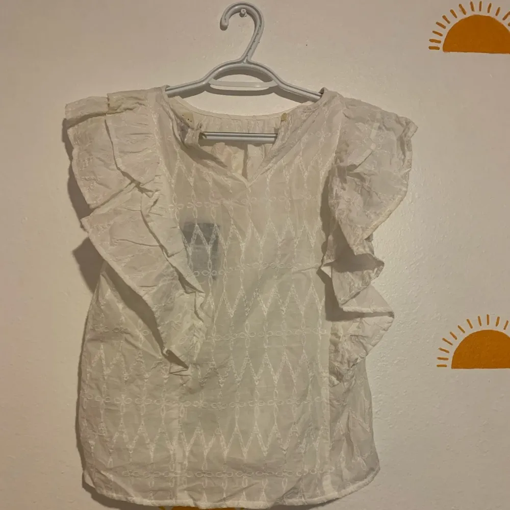 Universal Thread White Blouse NWT - Image 2